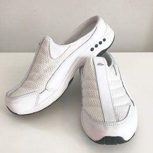 Easy Spirit Traveltime Athletic White Clogs